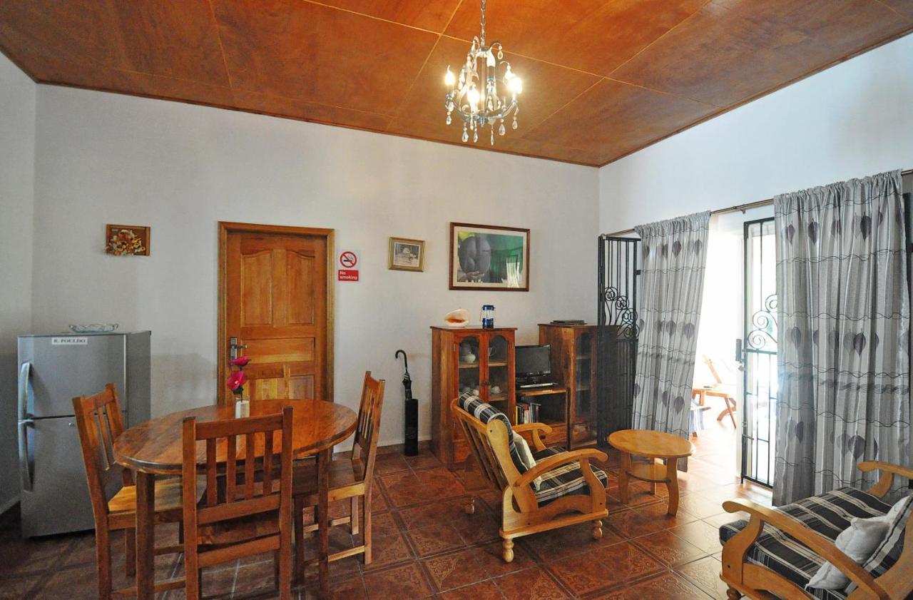 Acquario Guesthouse Anse Volbert Village Dış mekan fotoğraf
