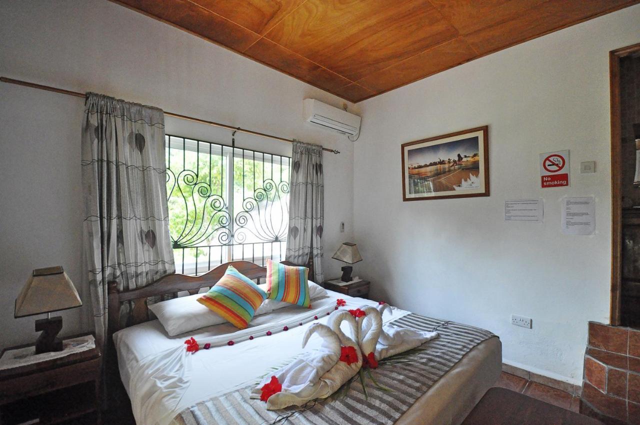 Acquario Guesthouse Anse Volbert Village Dış mekan fotoğraf