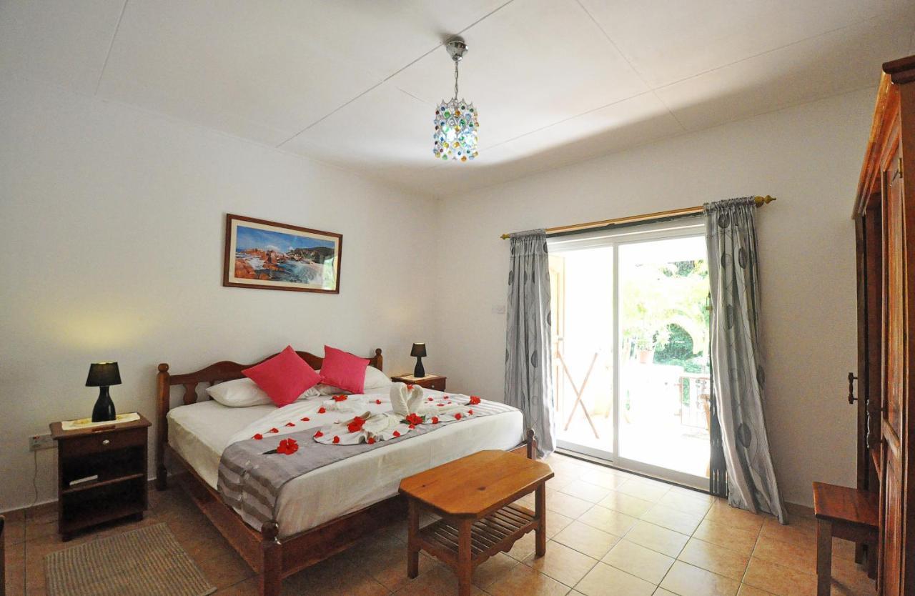 Acquario Guesthouse Anse Volbert Village Dış mekan fotoğraf